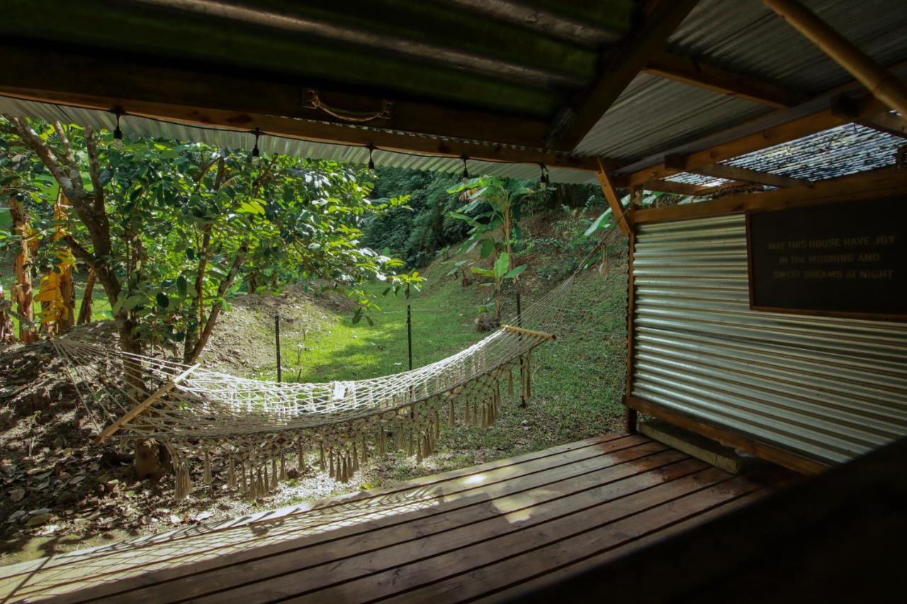 カボ・ロホ Hacienda Tres Casitasゲストハウス エクステリア 写真