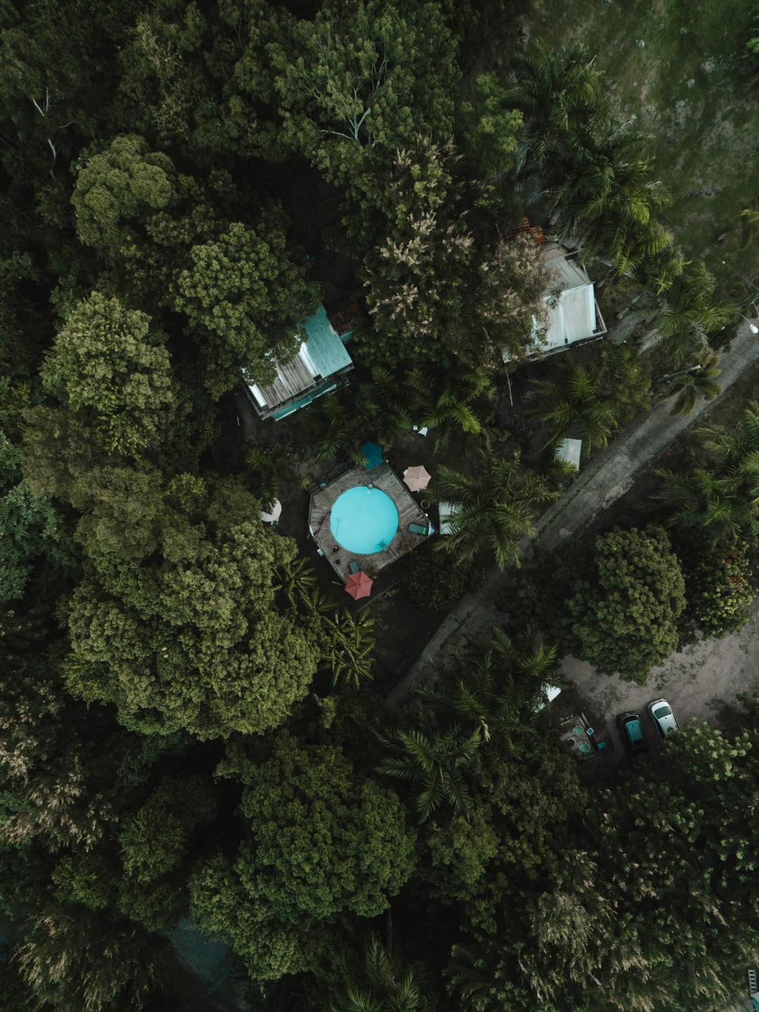 カボ・ロホ Hacienda Tres Casitasゲストハウス エクステリア 写真