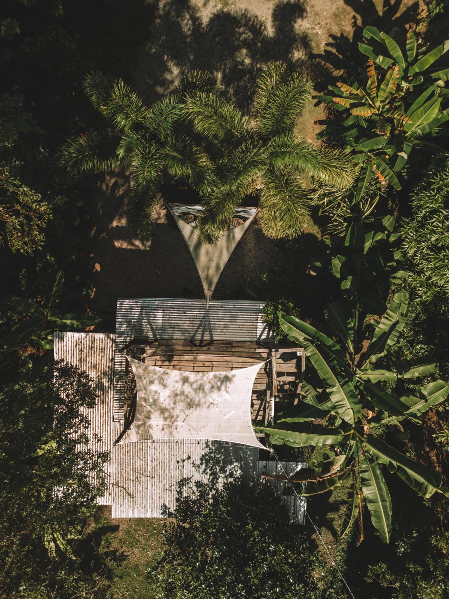 カボ・ロホ Hacienda Tres Casitasゲストハウス エクステリア 写真