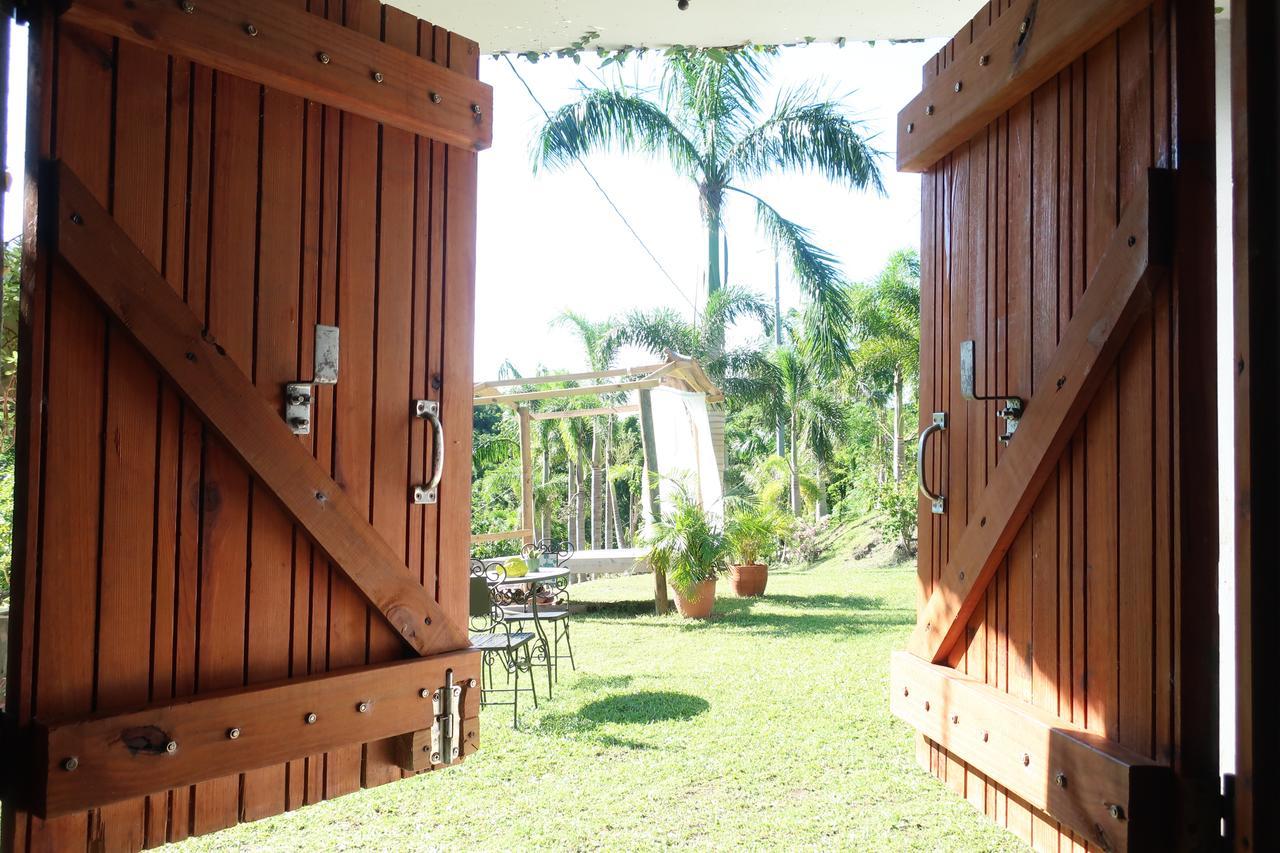 カボ・ロホ Hacienda Tres Casitasゲストハウス エクステリア 写真